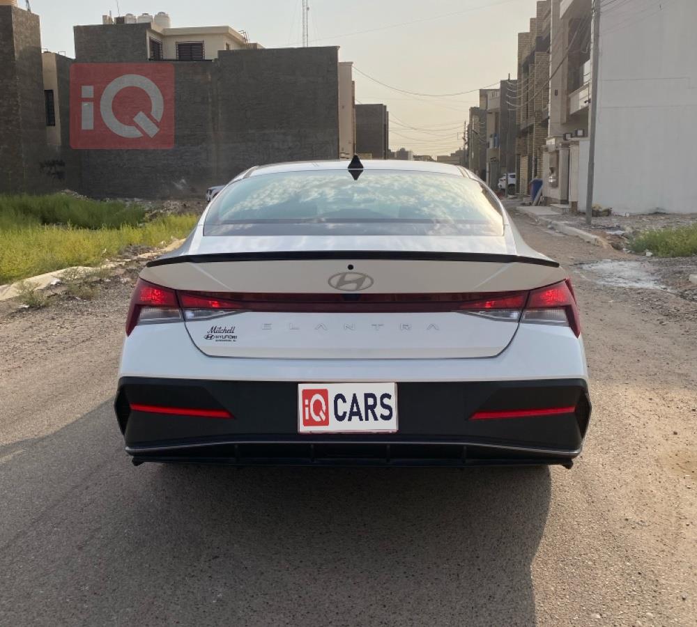 هيونداي النترا